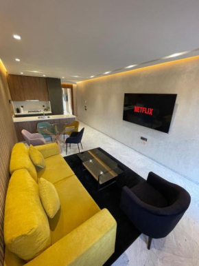 Modern Stay in Ultimate city center with Parking and Balcony